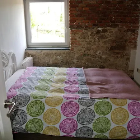 La Casita De La Estacion Apartment *